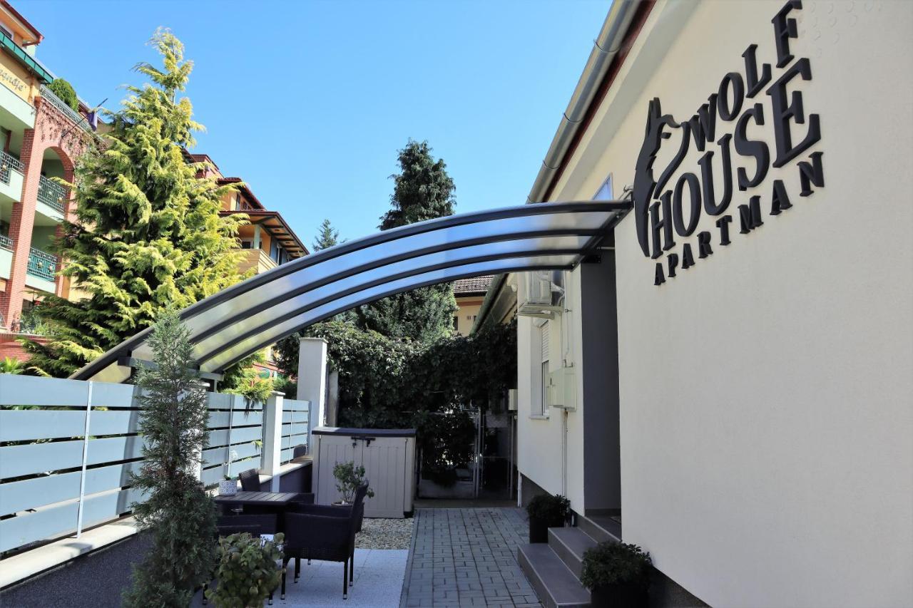 Wolf House Apartman 佐洛埃格塞格 外观 照片