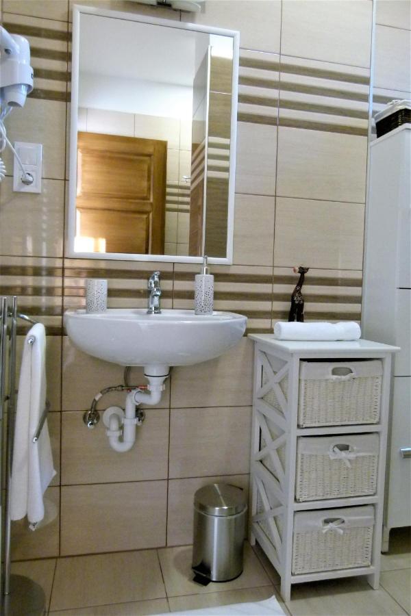 Wolf House Apartman 佐洛埃格塞格 外观 照片